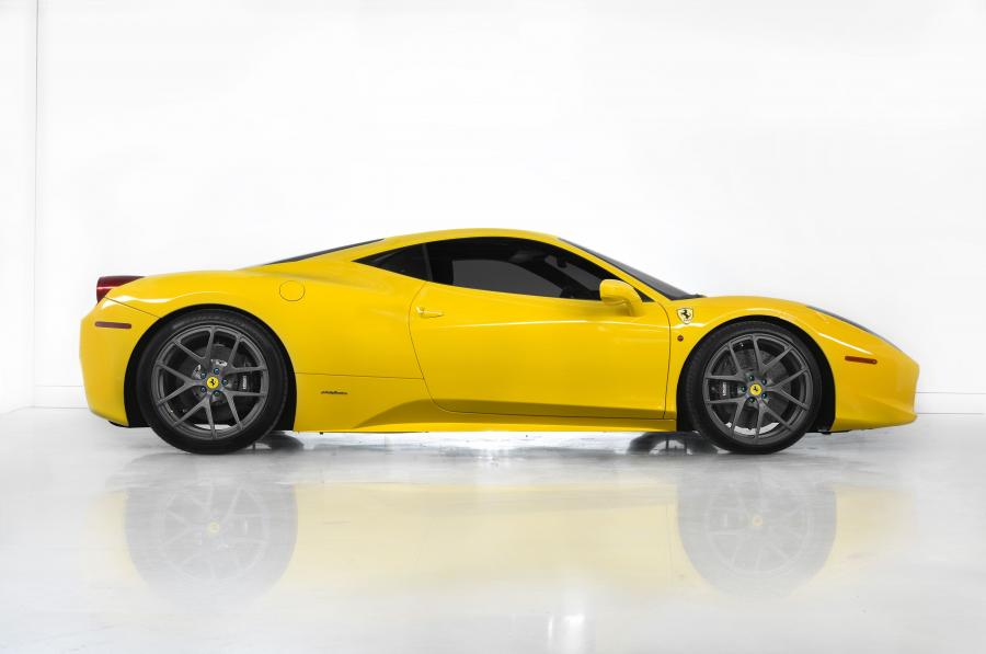  Ferrari 458 Italia VS-130 by Vorsteiner 2012 года  (фото 10 из 14)